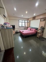Blk 579 Hougang Avenue 4 (Hougang), HDB Executive #532824471